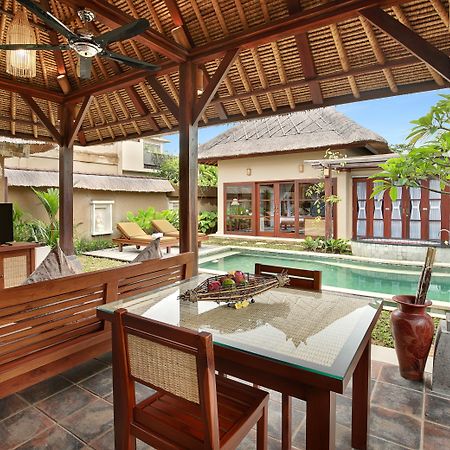 Ubud Nyuh Bali Resort & Spa Εξωτερικό φωτογραφία A villa at the resort