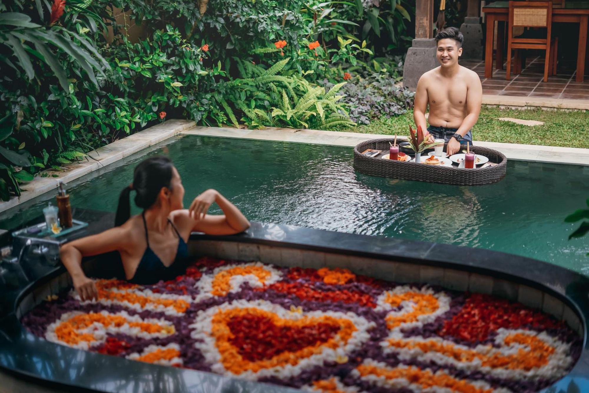 Ubud Nyuh Bali Resort & Spa Εξωτερικό φωτογραφία A spa in Bali, Indonesia
