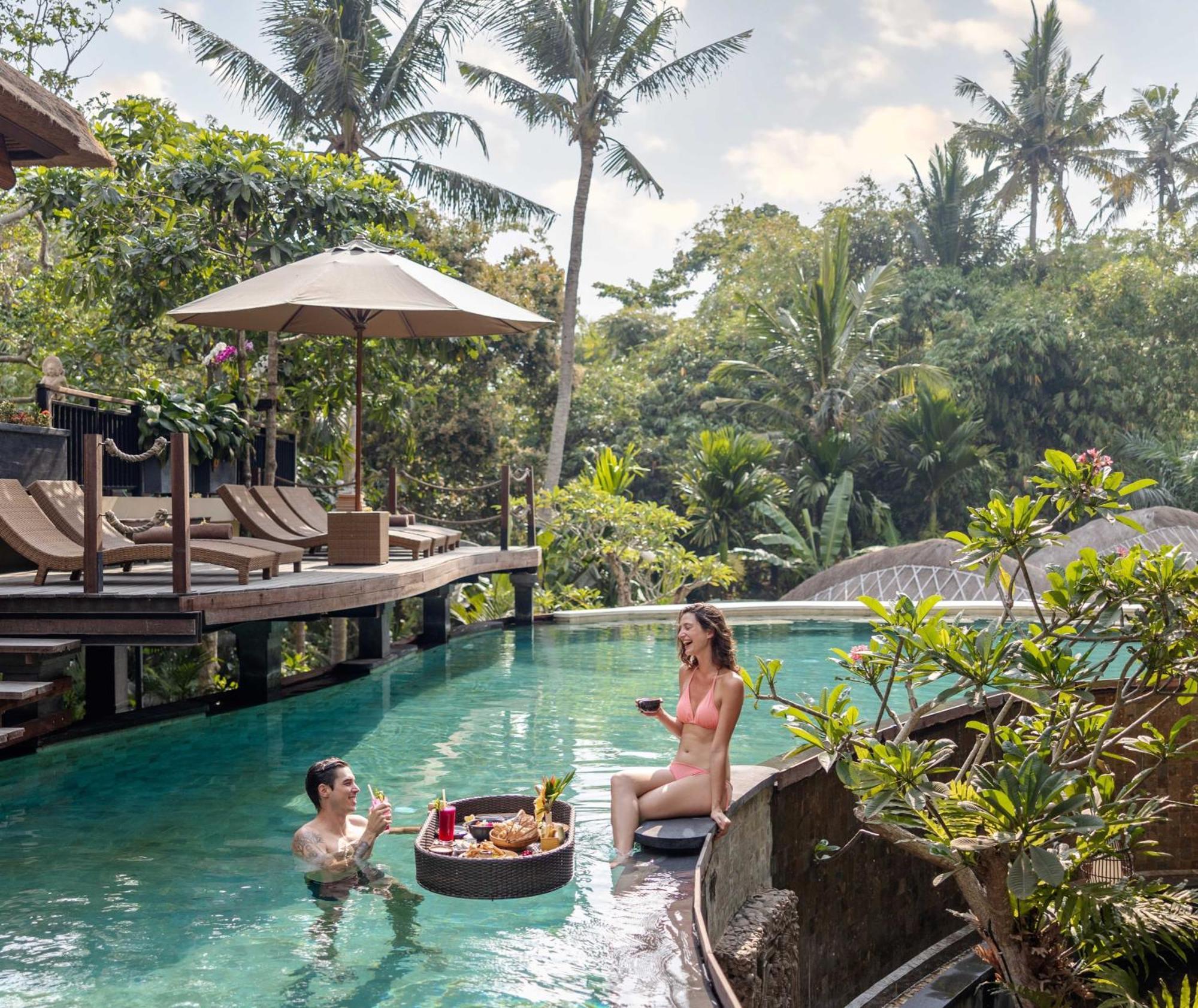 Ubud Nyuh Bali Resort & Spa Εξωτερικό φωτογραφία The swimming pool at The Samaya Ubud