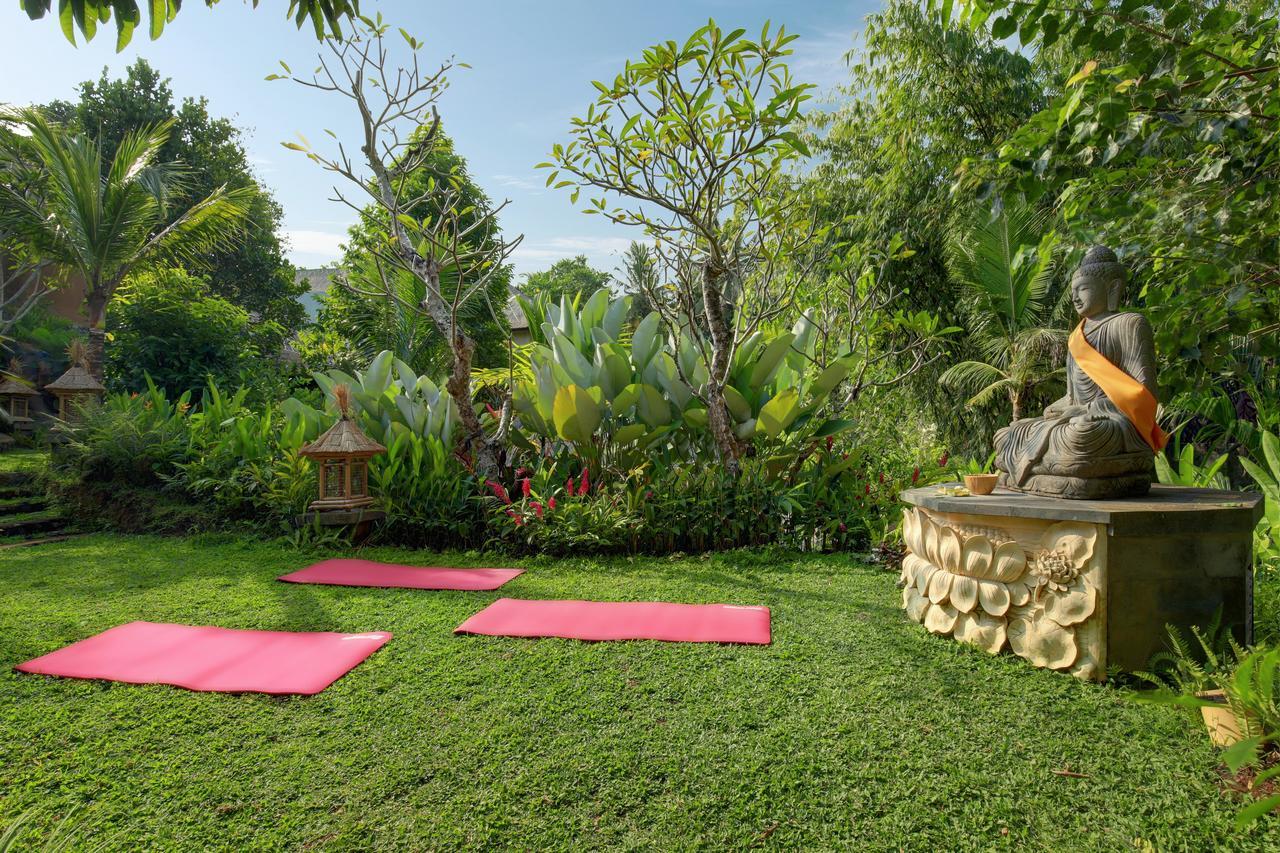 Ubud Nyuh Bali Resort & Spa Εξωτερικό φωτογραφία The garden of the Dhammakaya Foundation