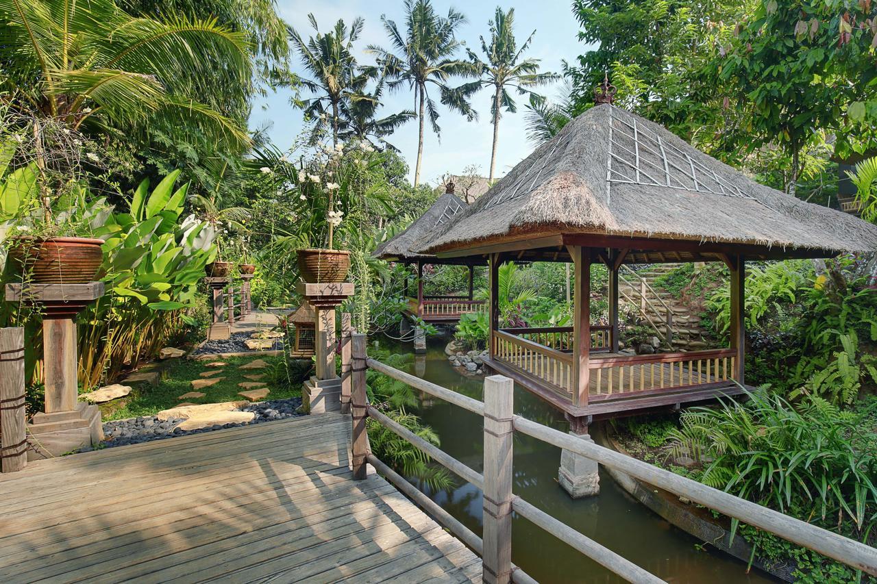 Ubud Nyuh Bali Resort & Spa Εξωτερικό φωτογραφία The resort's gardens